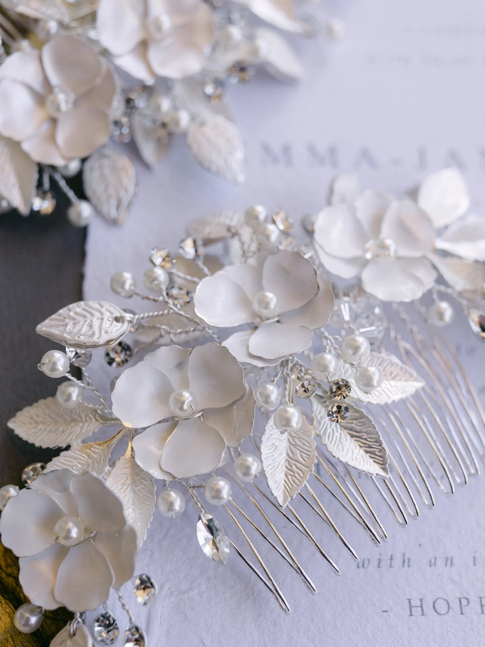 Belle - Elegant Floral Bridal Hair Comb