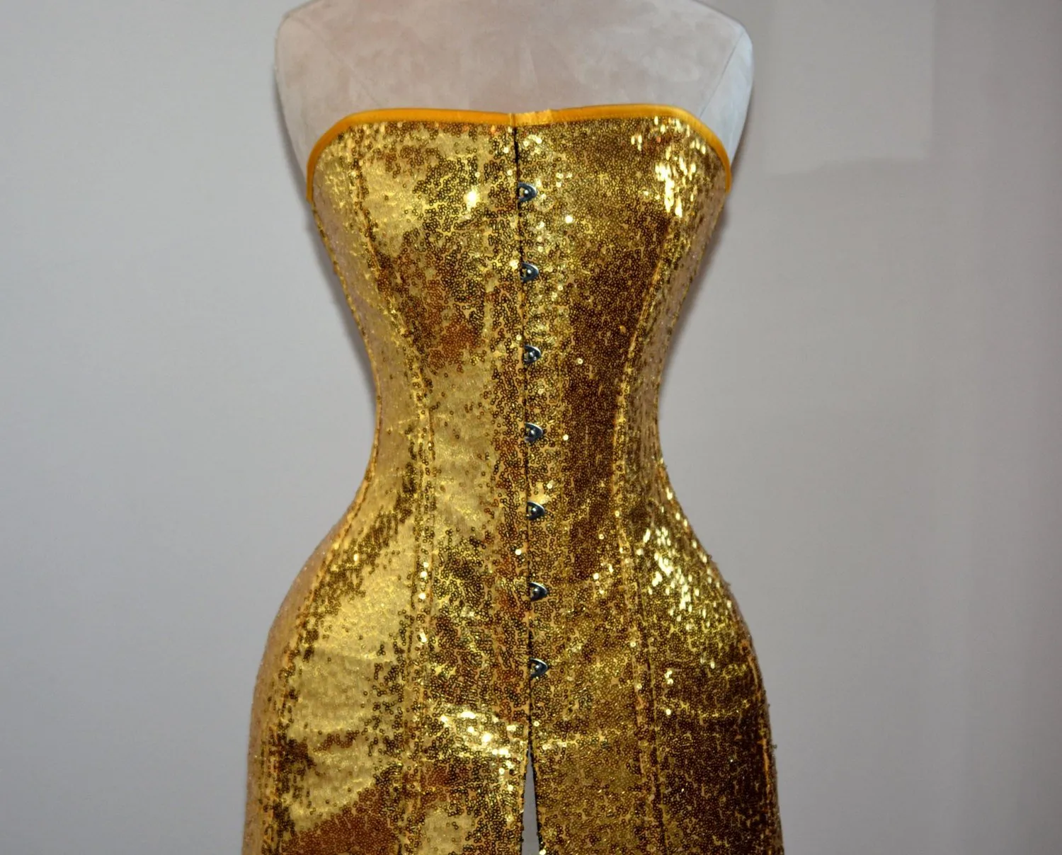 Exclusive shiny corset in caftan style, golden, silver, red, black available.