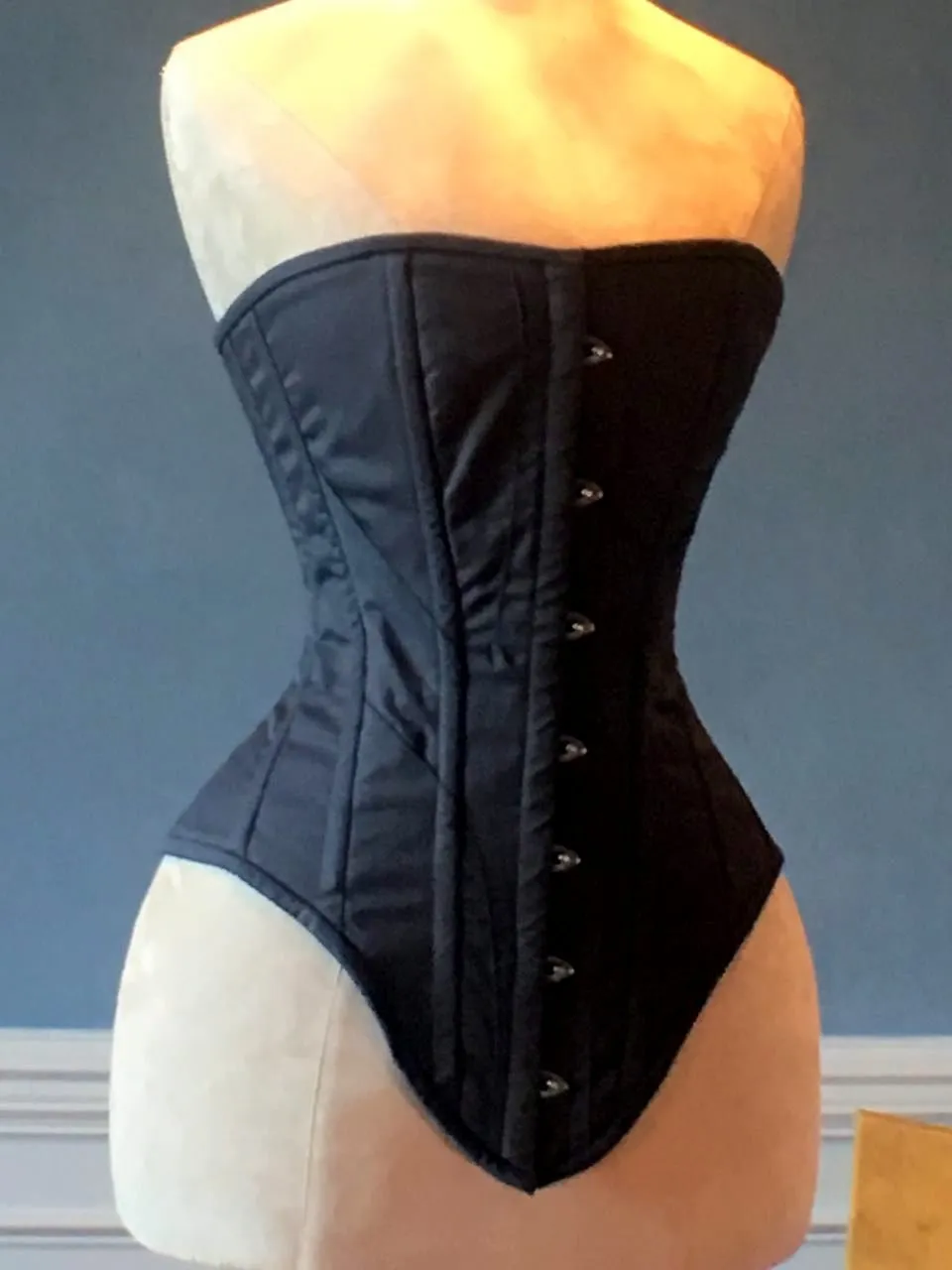 Historical cotton corset: Edwardian overbust corset. Steelbone custom made corset