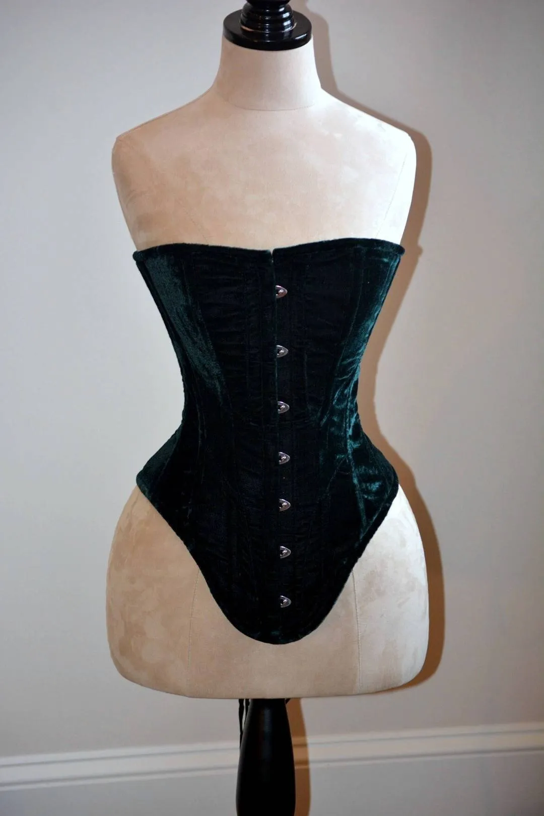 Historical velvet corset: Edwardian overbust corset. Steelbone custom made corset, renaissance, gothic, steampunk, bespoke, victorian