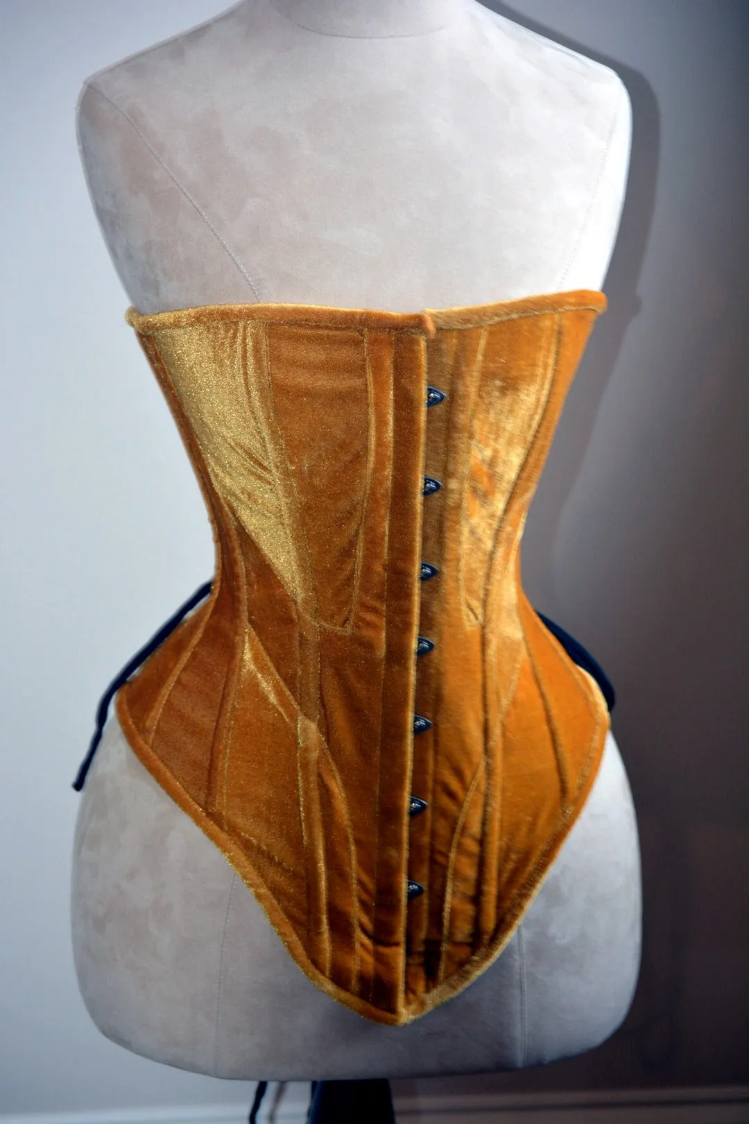 Historical velvet corset: Edwardian overbust corset. Steelbone custom made corset, renaissance, gothic, steampunk, bespoke, victorian